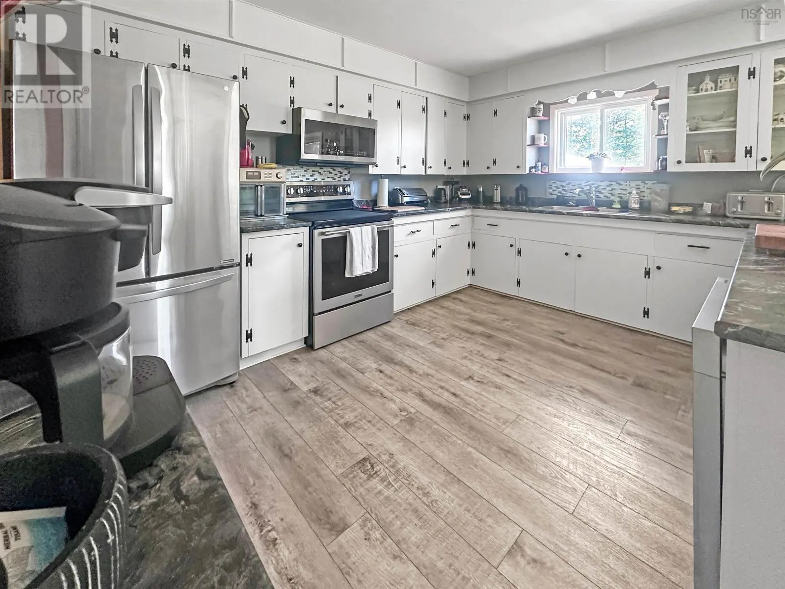 387 Lawrence Road