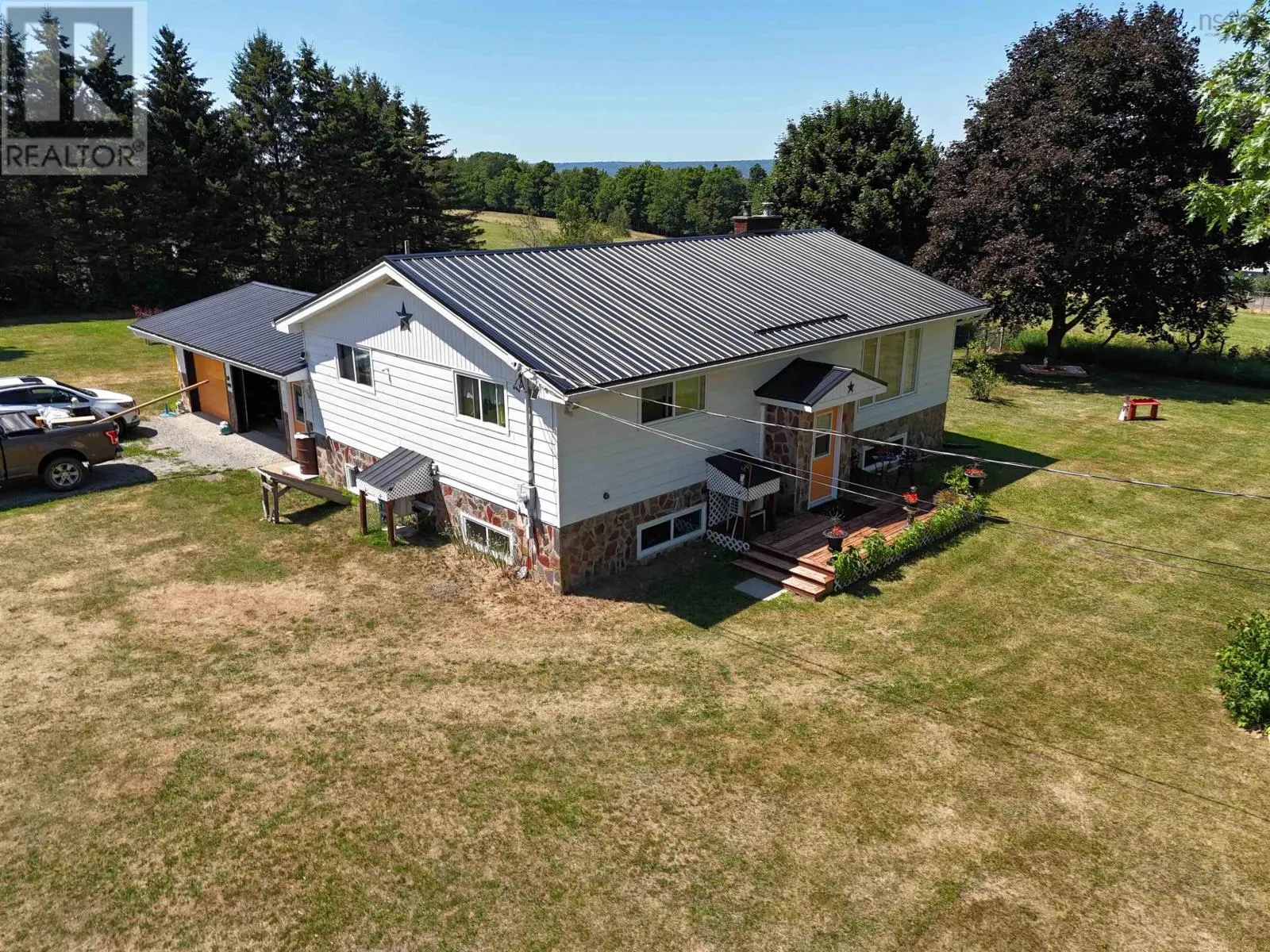 387 Lawrence Road
