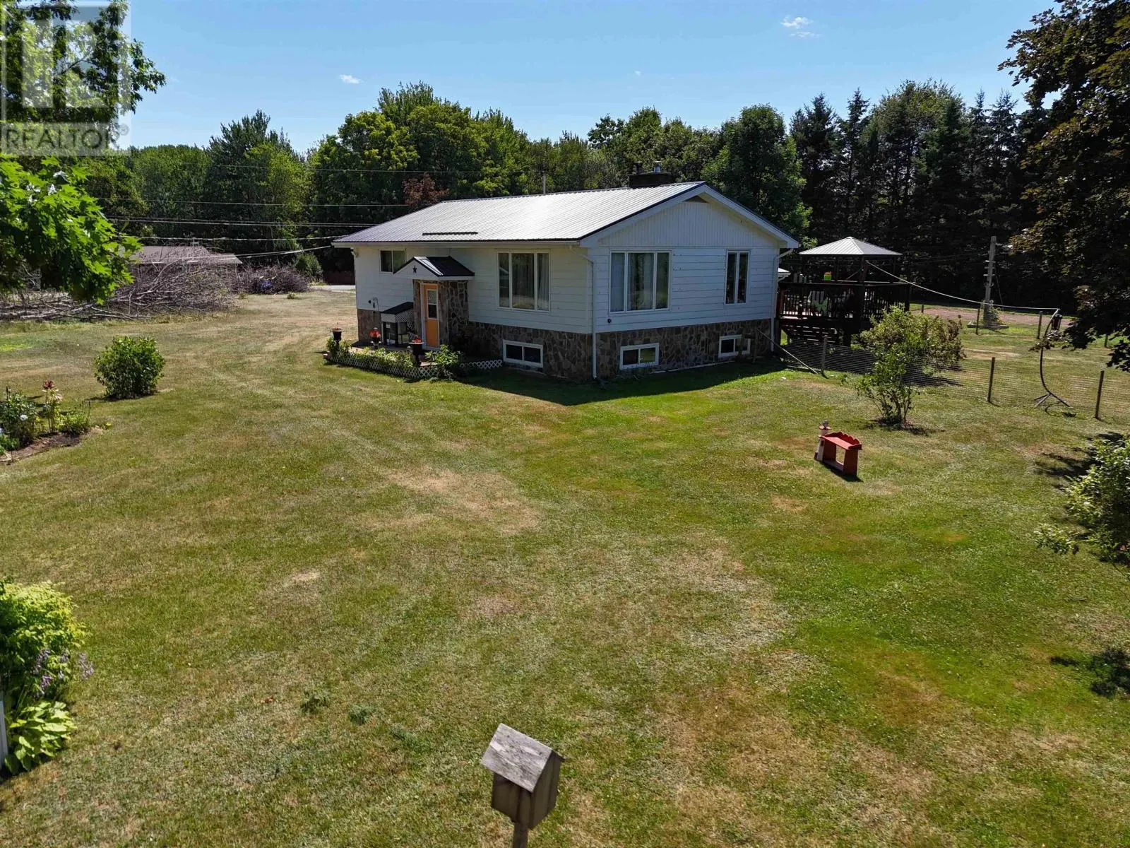 387 Lawrence Road