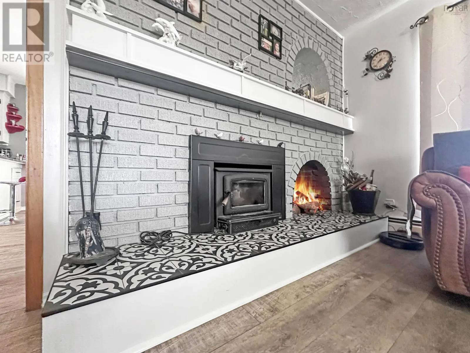 387 Lawrence Road