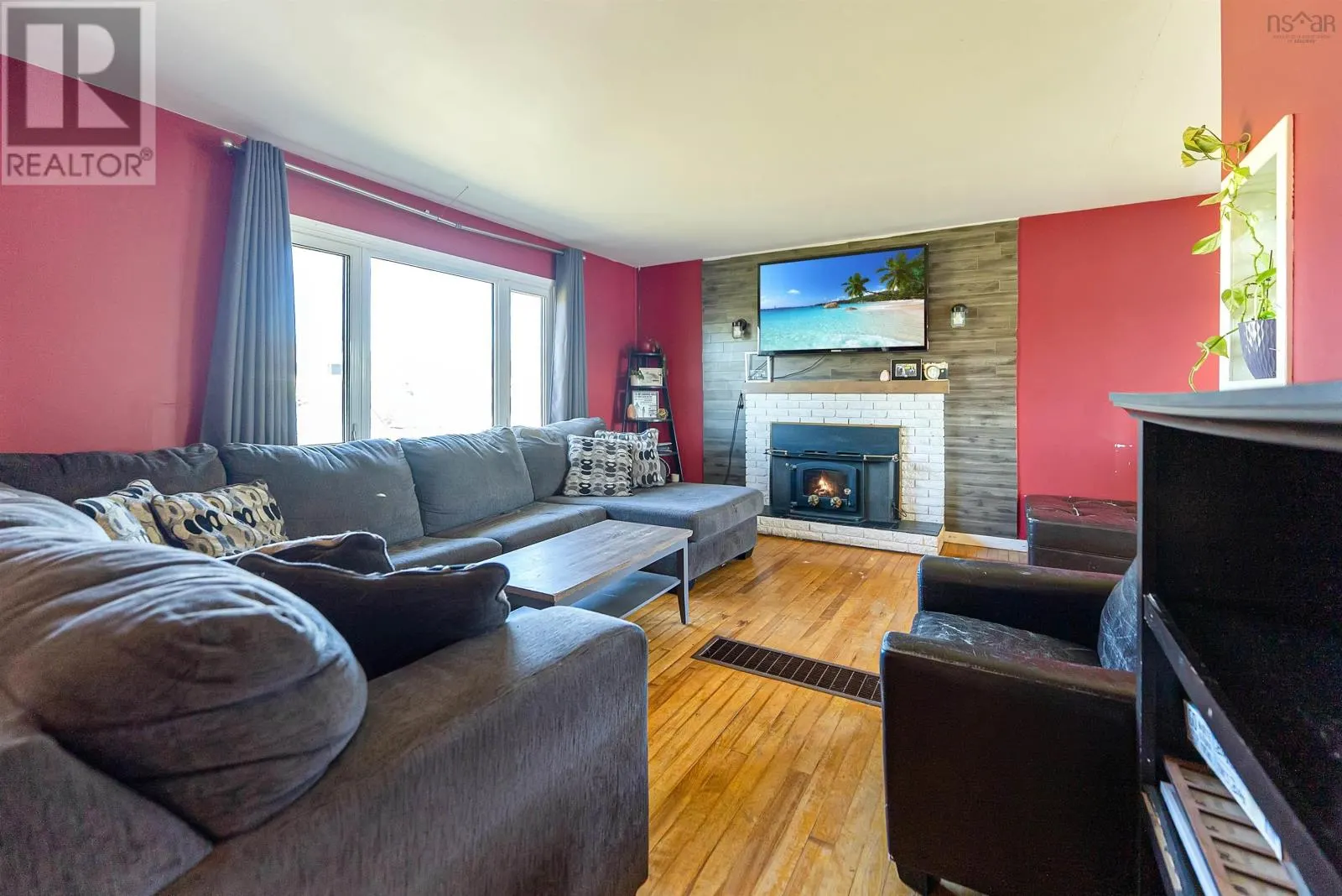 2827 Sackville Drive Drive