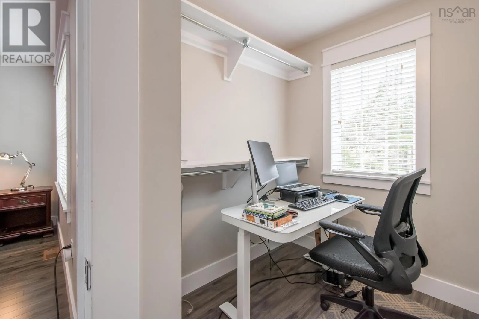 214 Voyageur Way