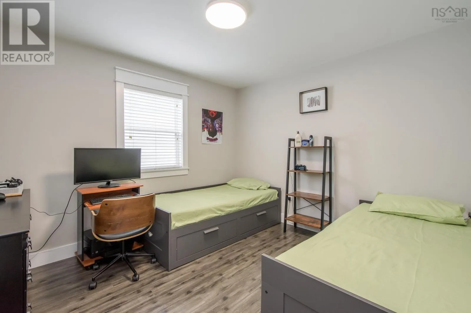 214 Voyageur Way