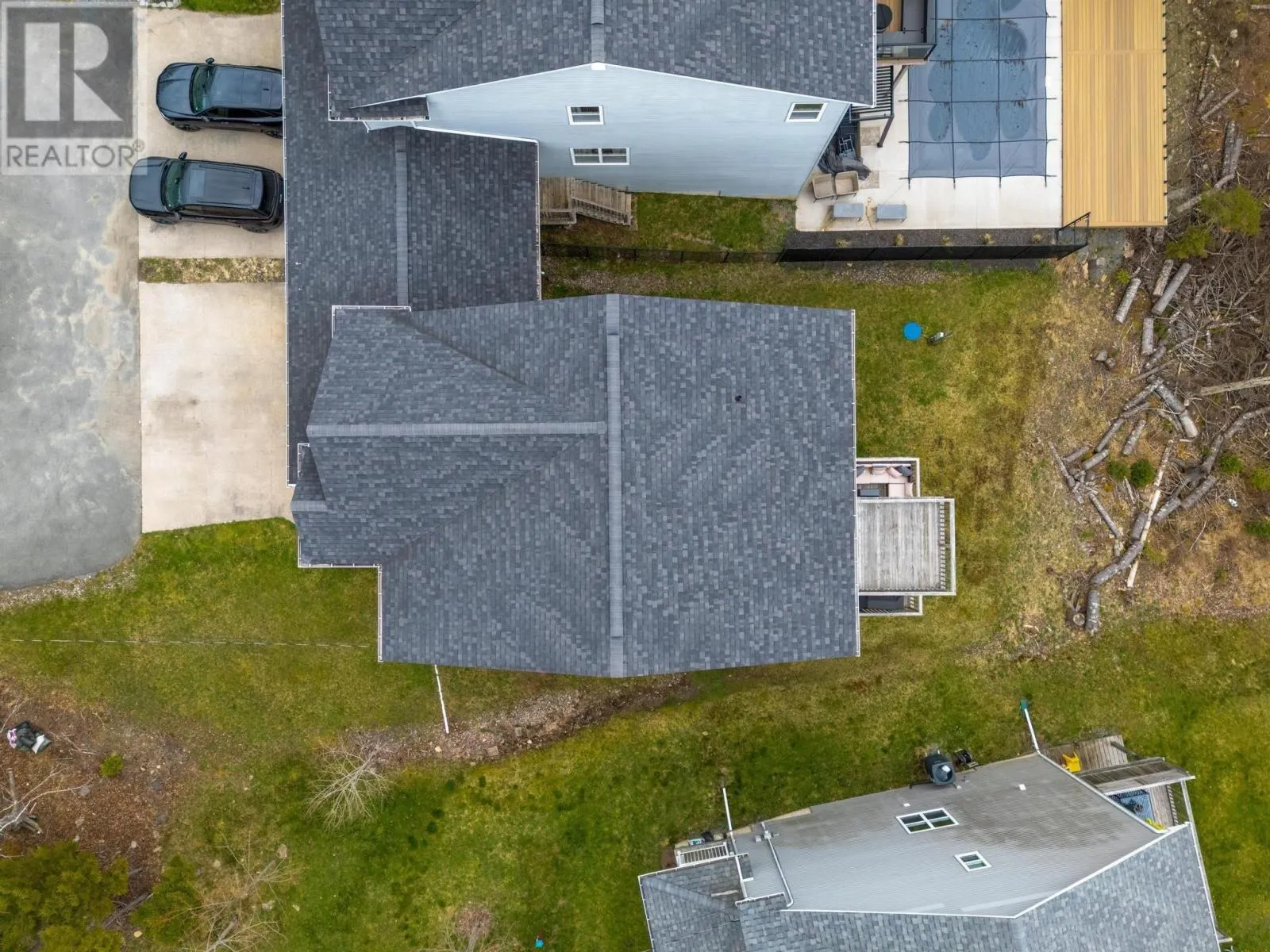 214 Voyageur Way