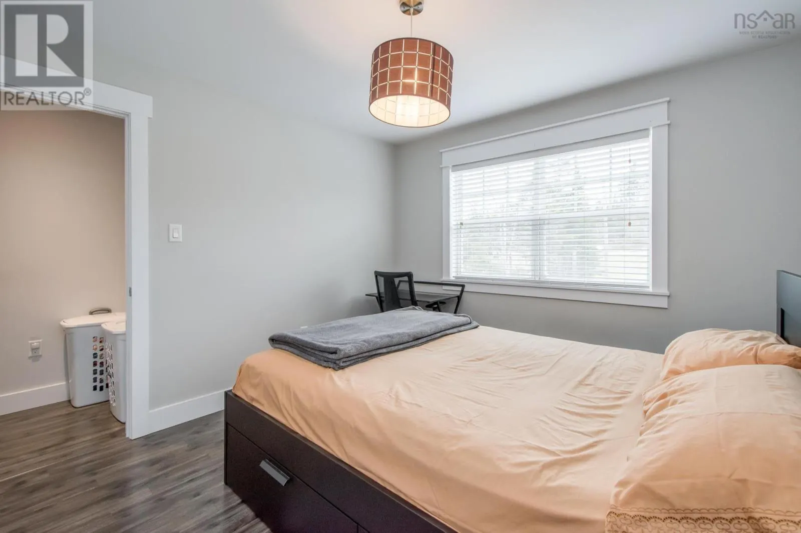 214 Voyageur Way