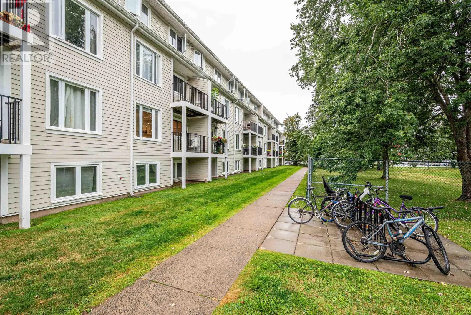 227 2070 Quingate Place