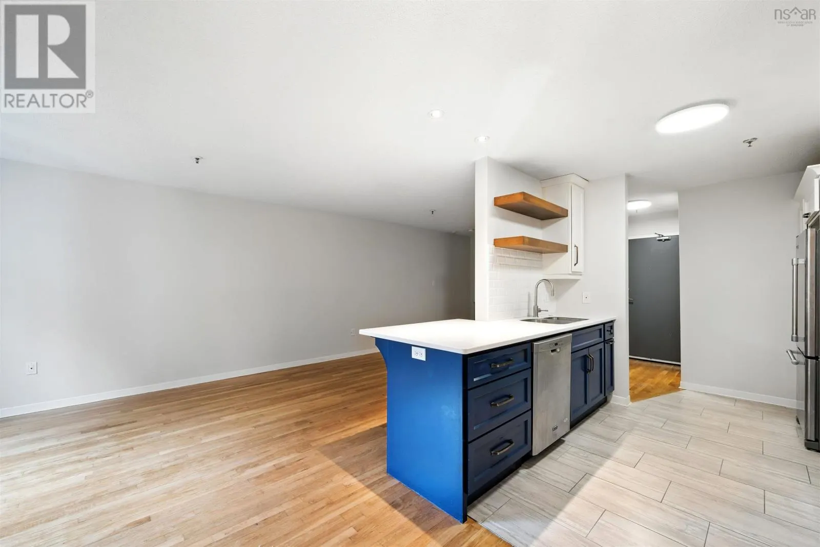 227 2070 Quingate Place