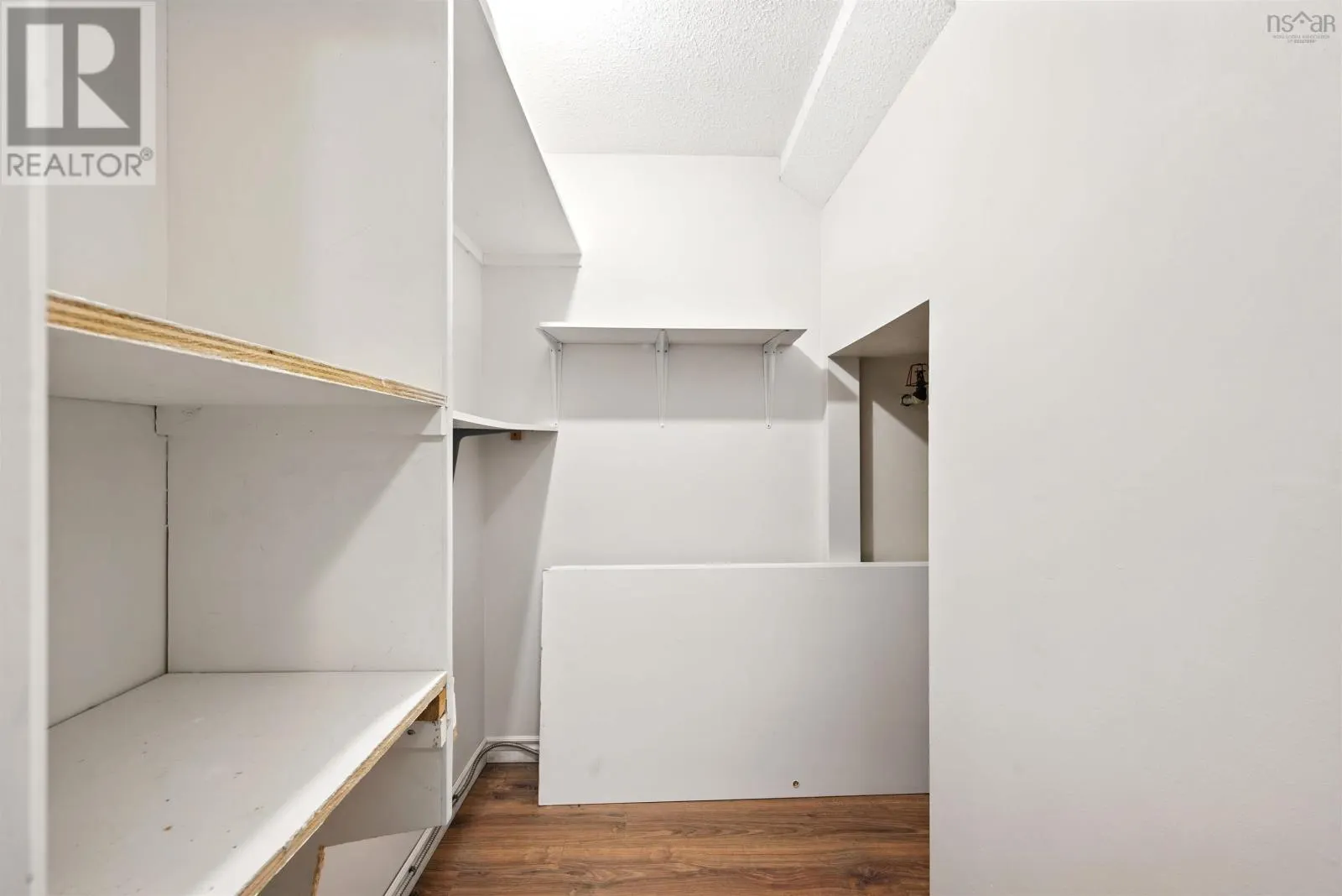 227 2070 Quingate Place