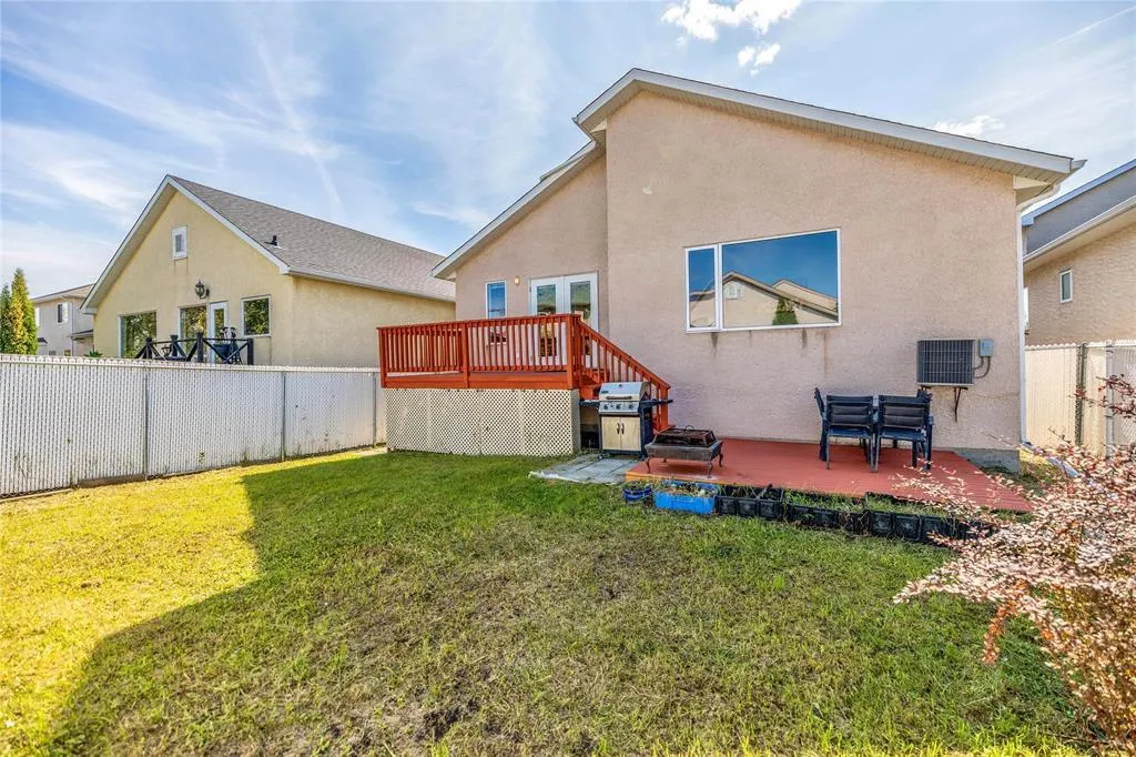 27 Kinlock Lane