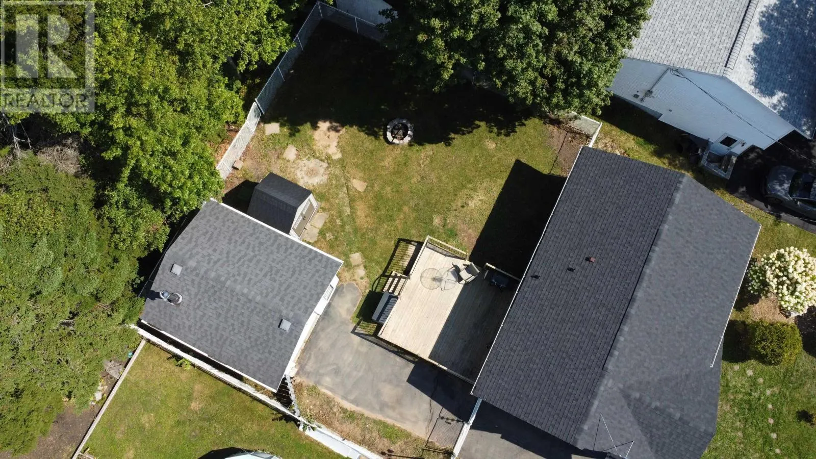 85 Cartier Crescent