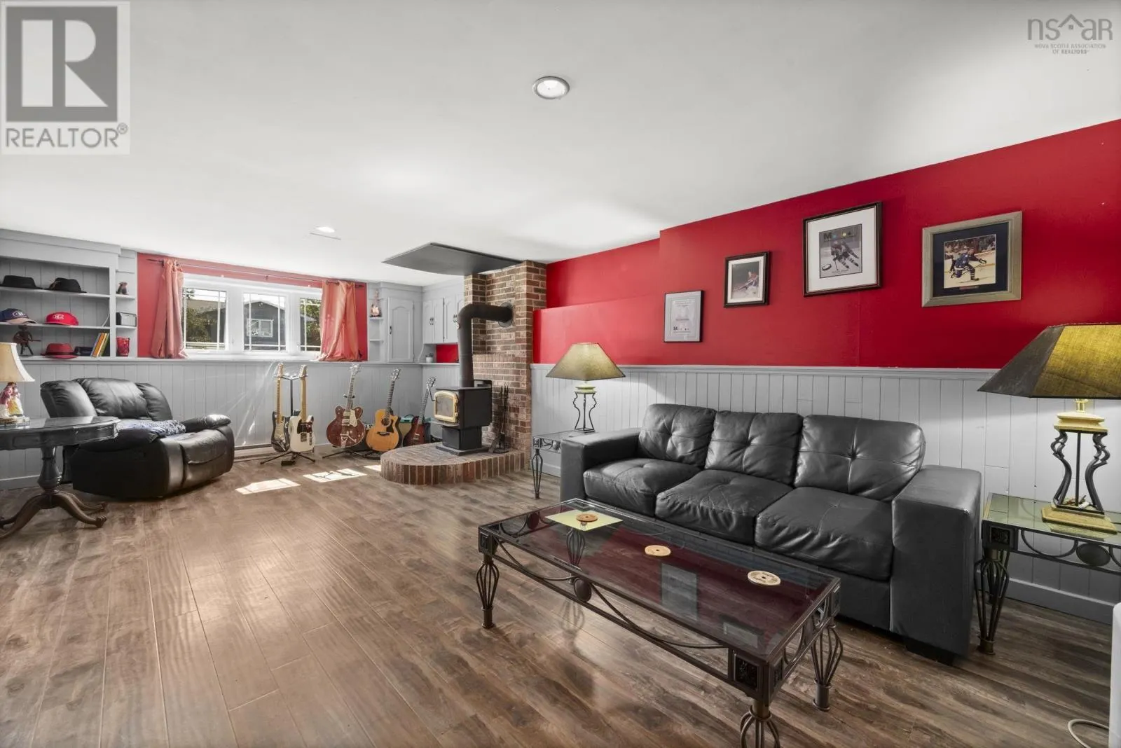 85 Cartier Crescent