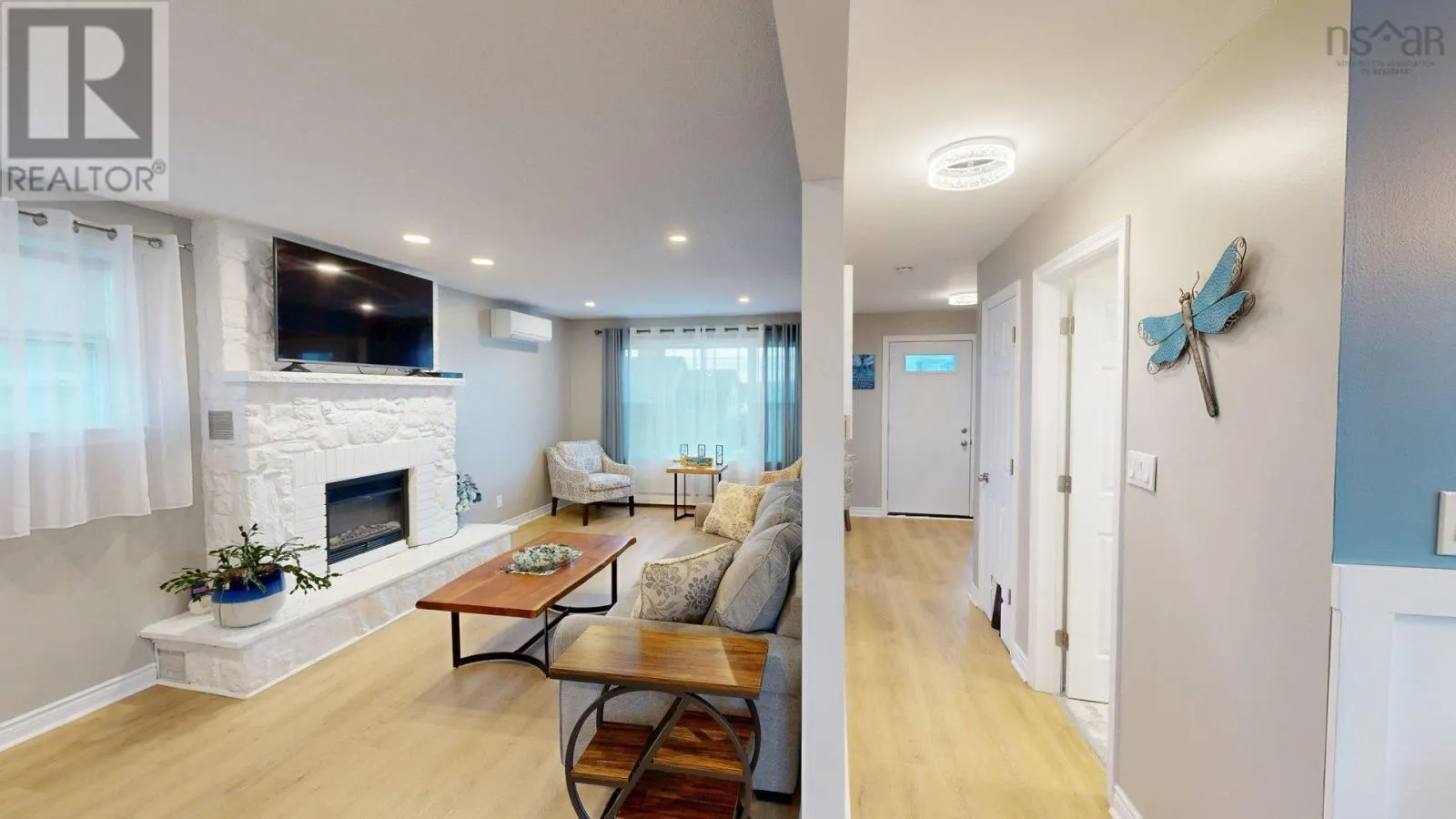 4 Cooling Street
