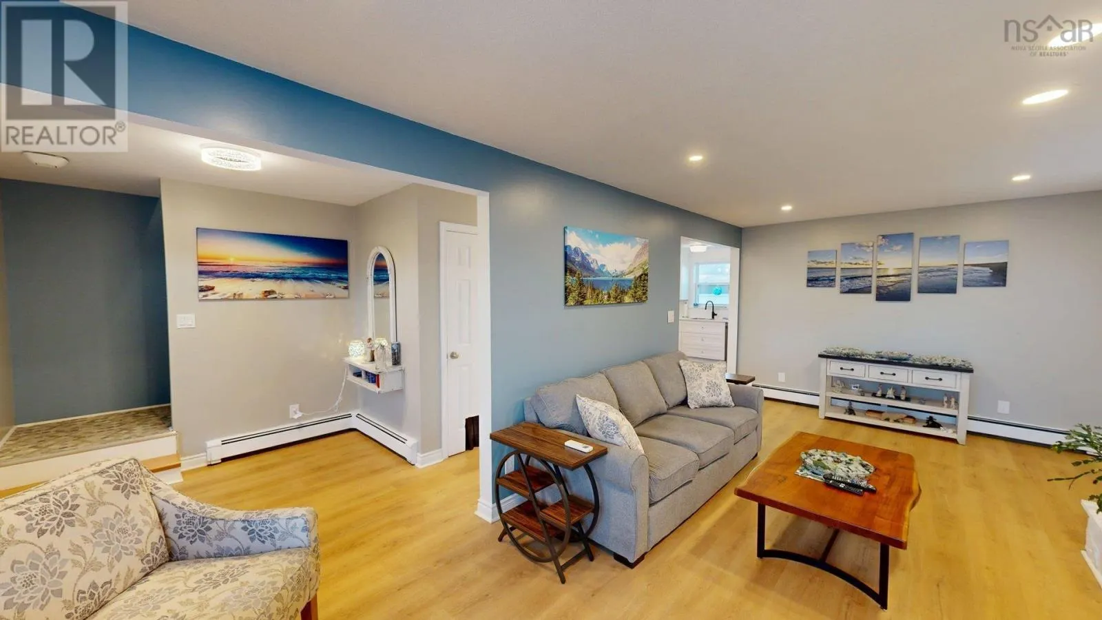 4 Cooling Street