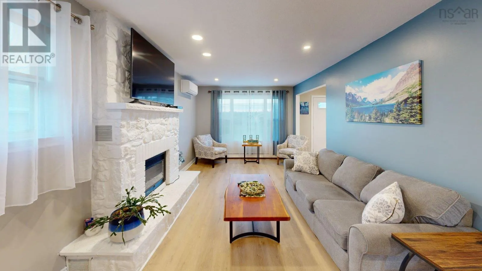 4 Cooling Street