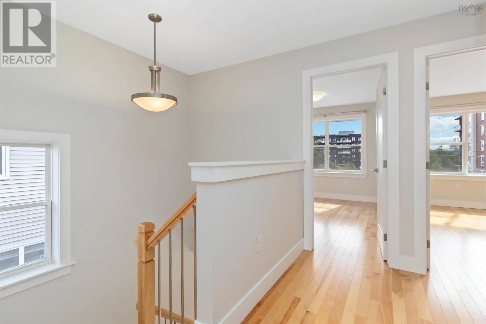 283 Amesbury Gate