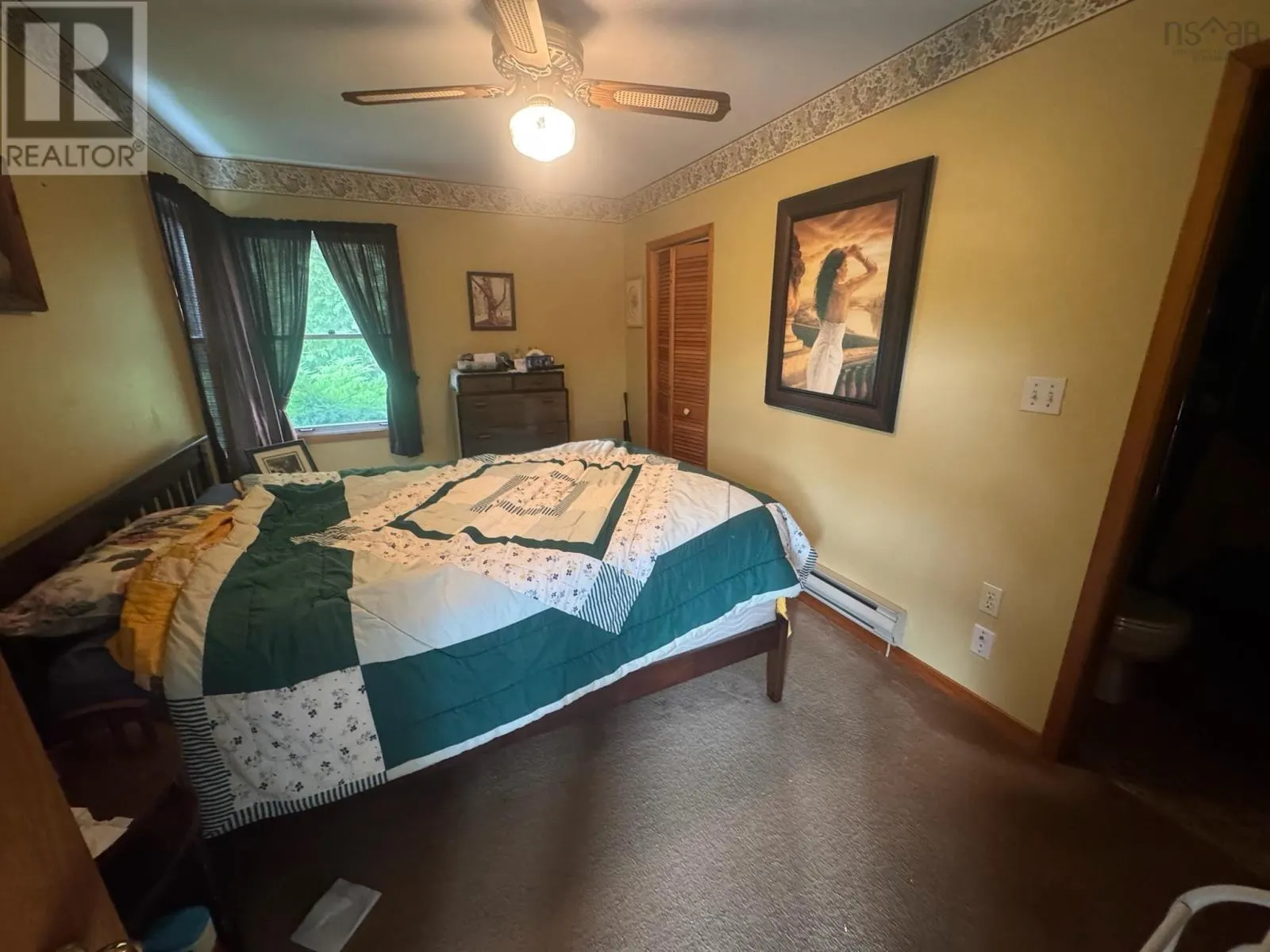 106 Dowling Road
