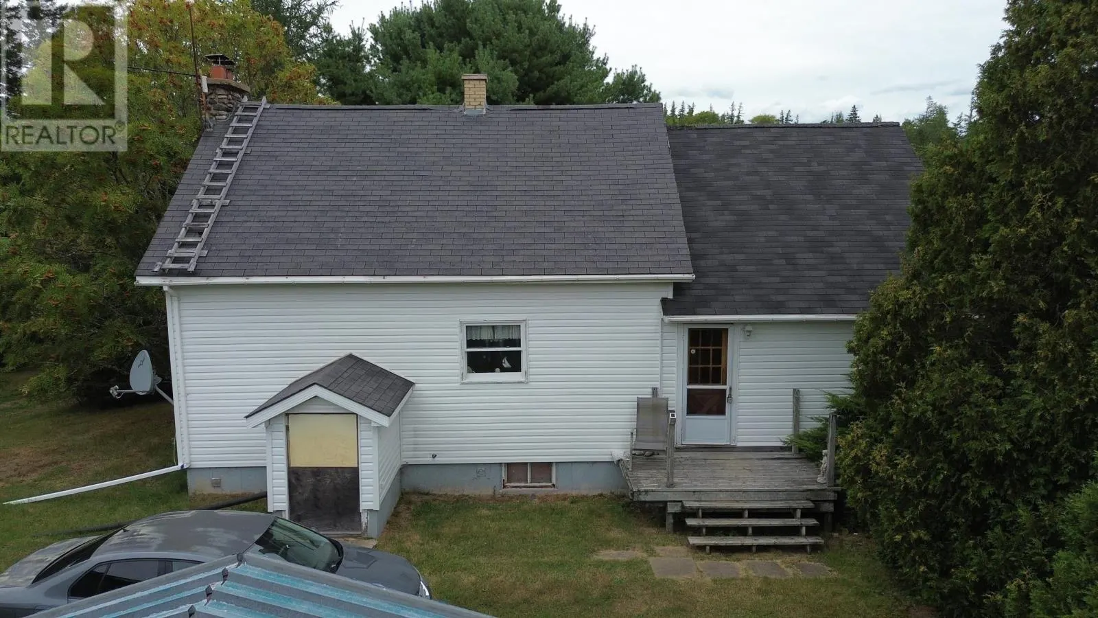 106 Dowling Road