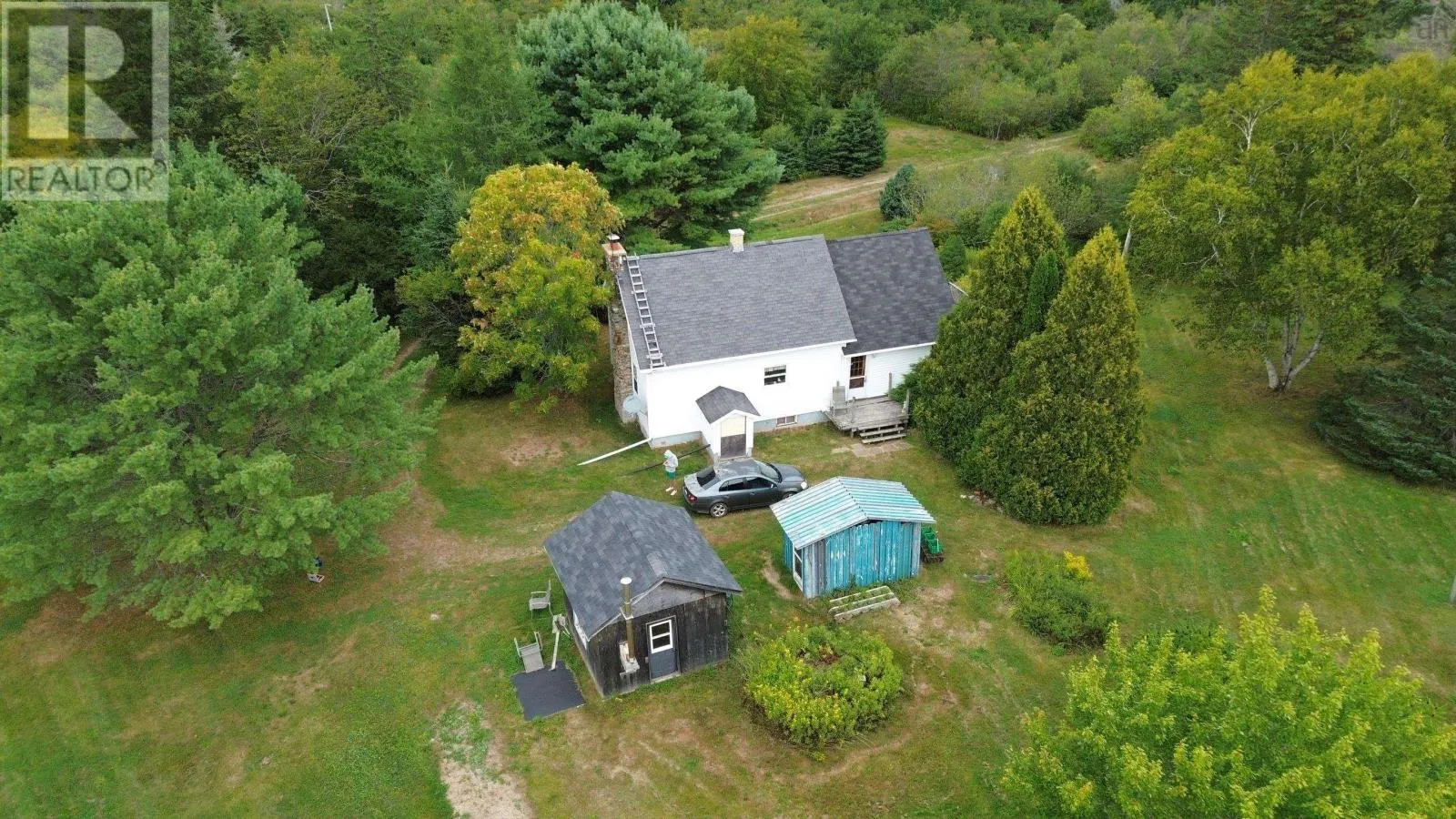 106 Dowling Road