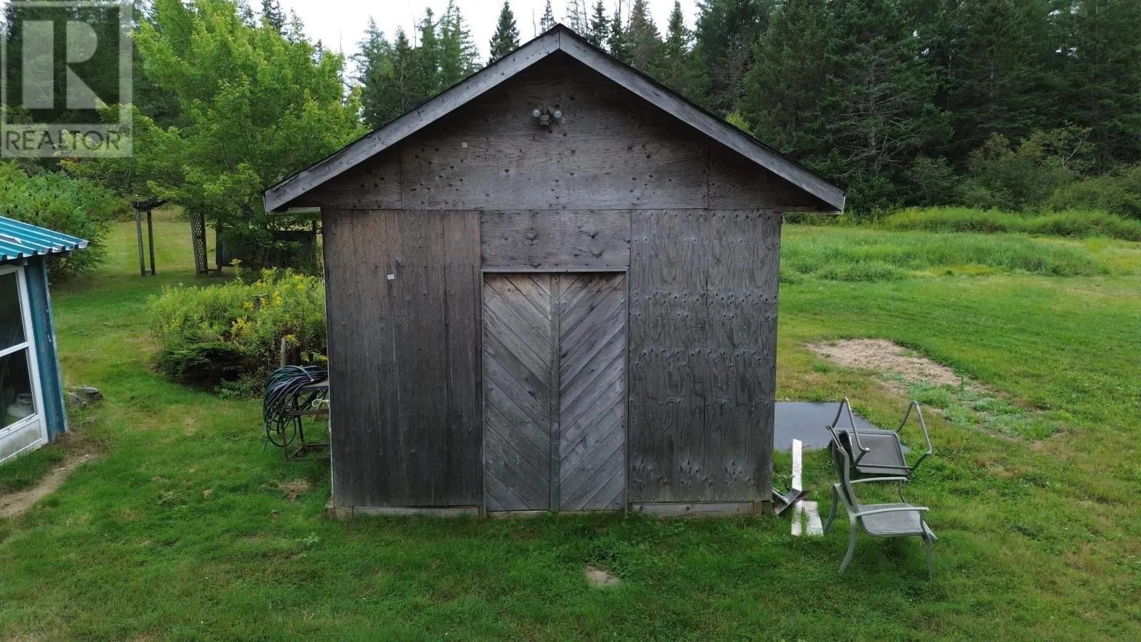 106 Dowling Road