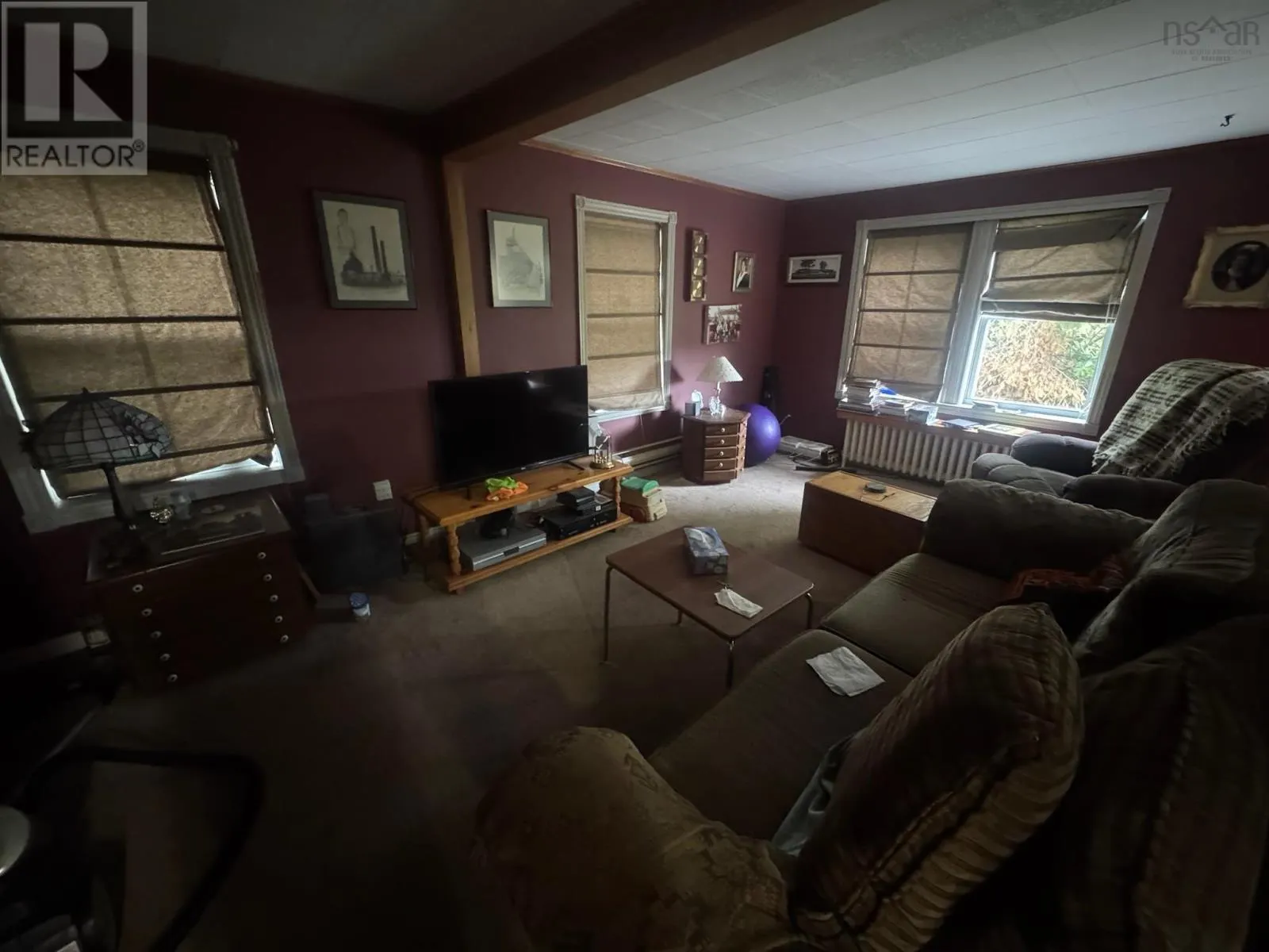 106 Dowling Road