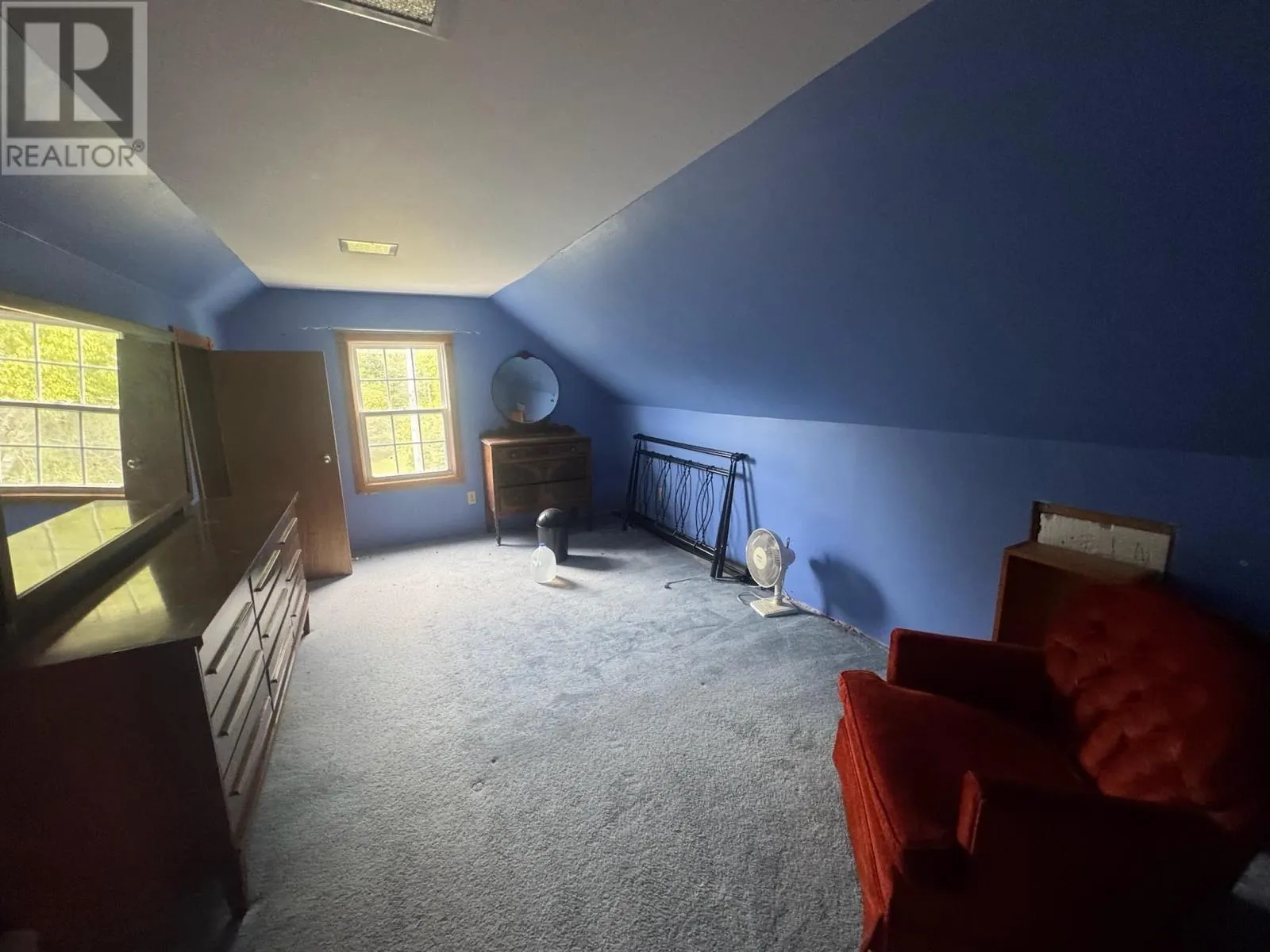 106 Dowling Road