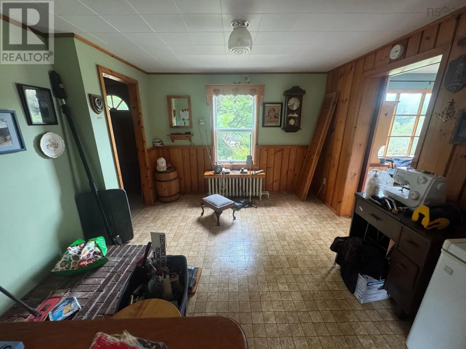 106 Dowling Road