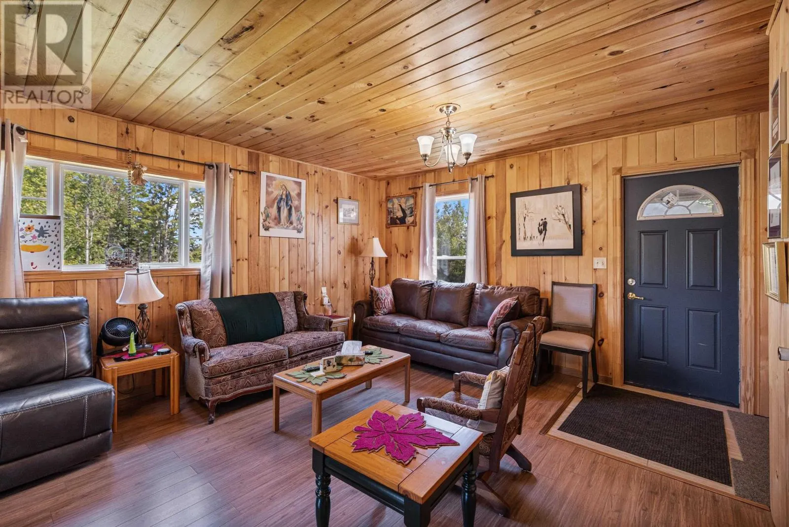 2867 Cape Breton Road