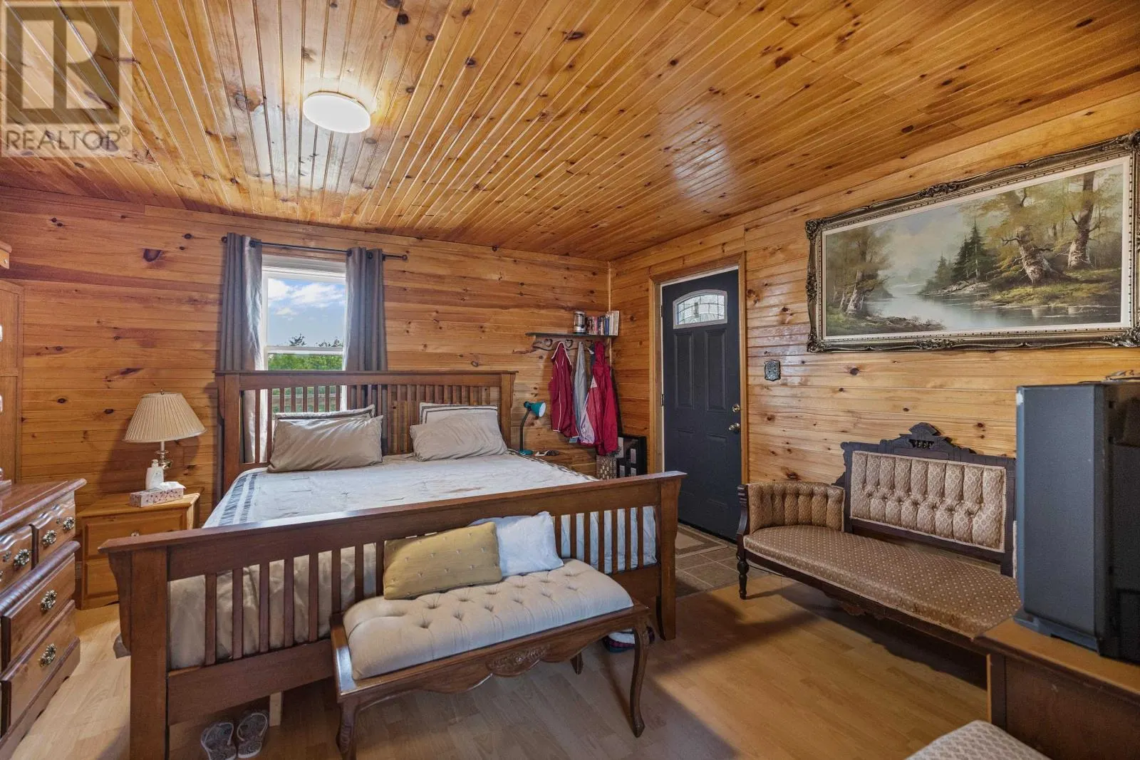 2867 Cape Breton Road