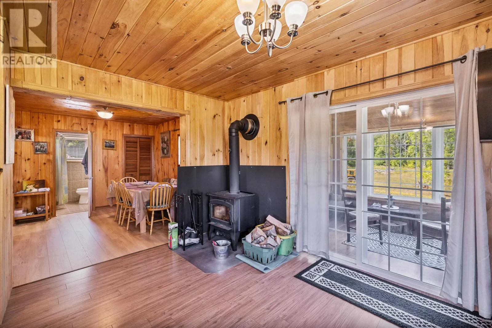2867 Cape Breton Road