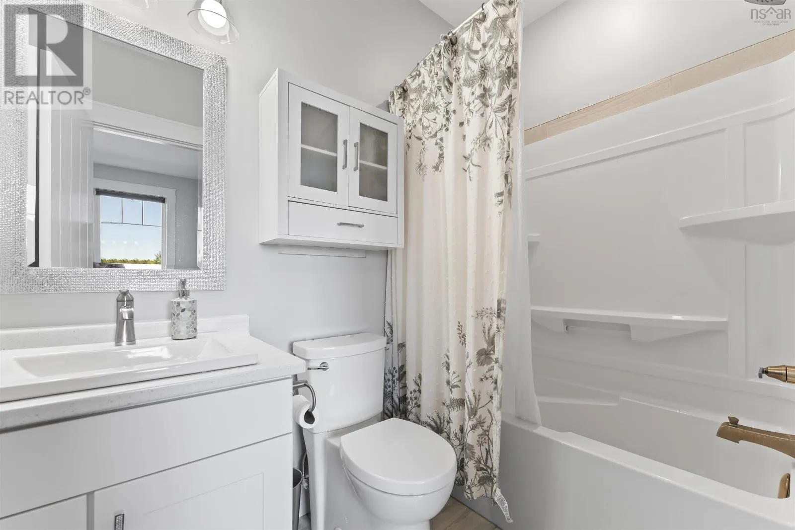 246 Royal Oaks Way