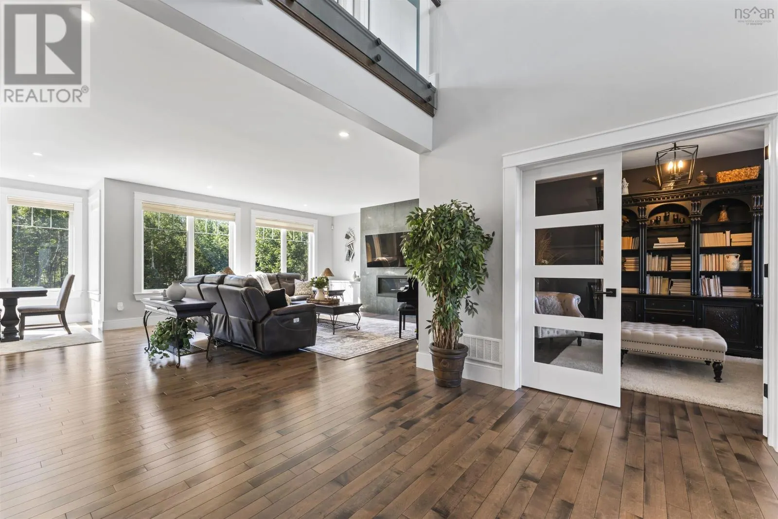 246 Royal Oaks Way