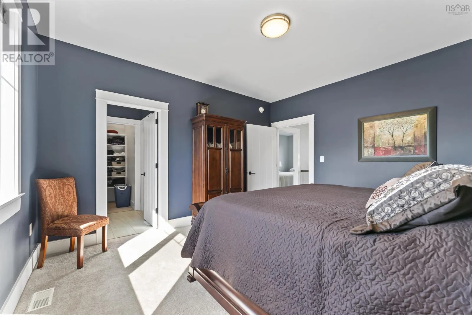 246 Royal Oaks Way