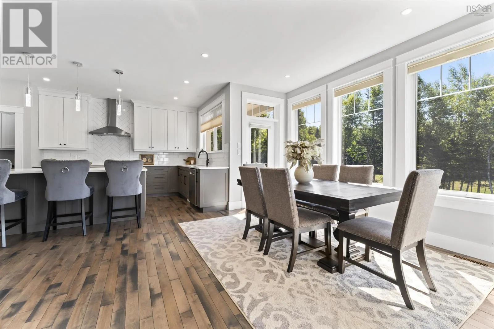 246 Royal Oaks Way