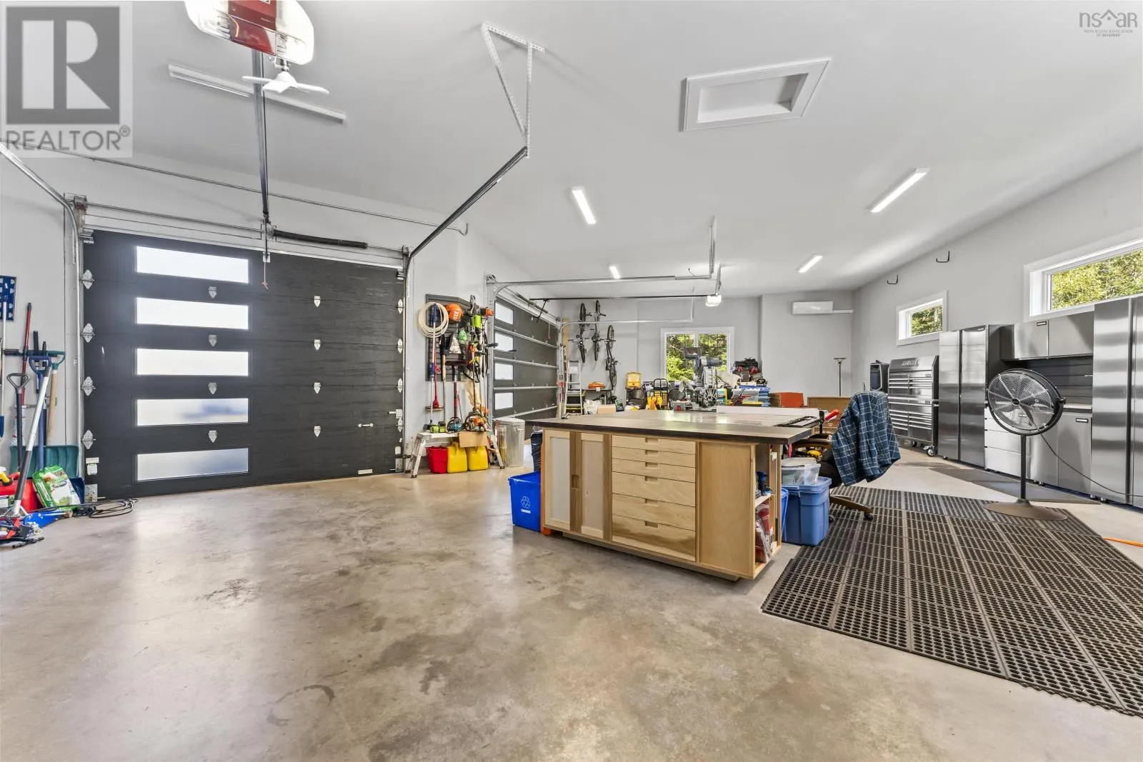 246 Royal Oaks Way