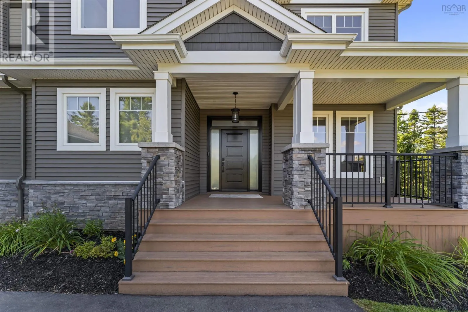 246 Royal Oaks Way