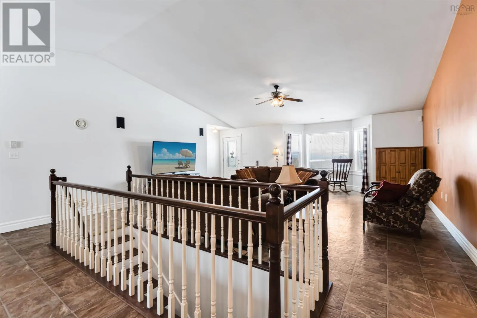 2135 Highway 221