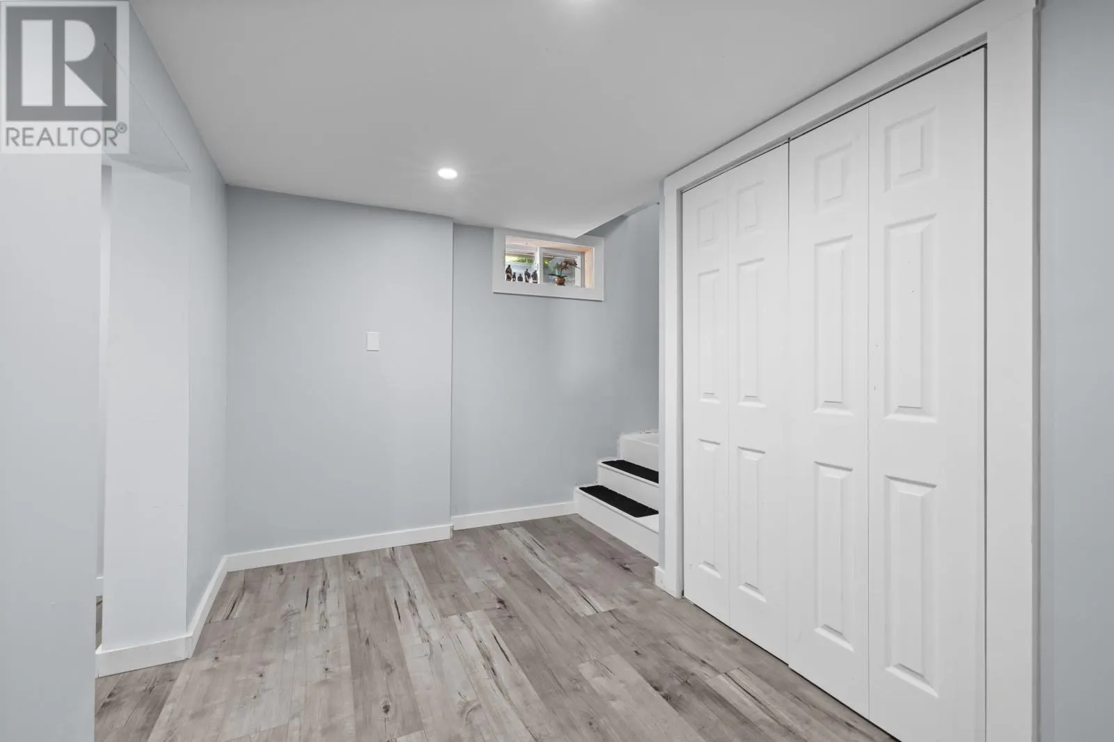 112 Meadowvale Drive