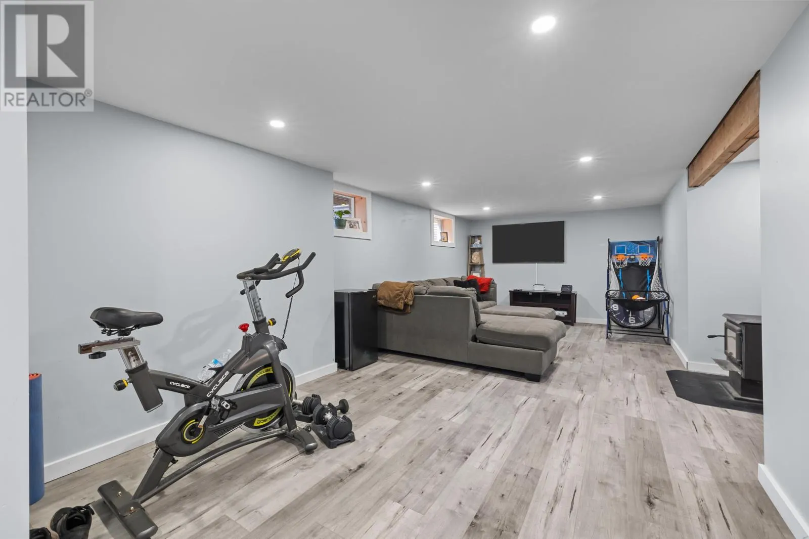 112 Meadowvale Drive