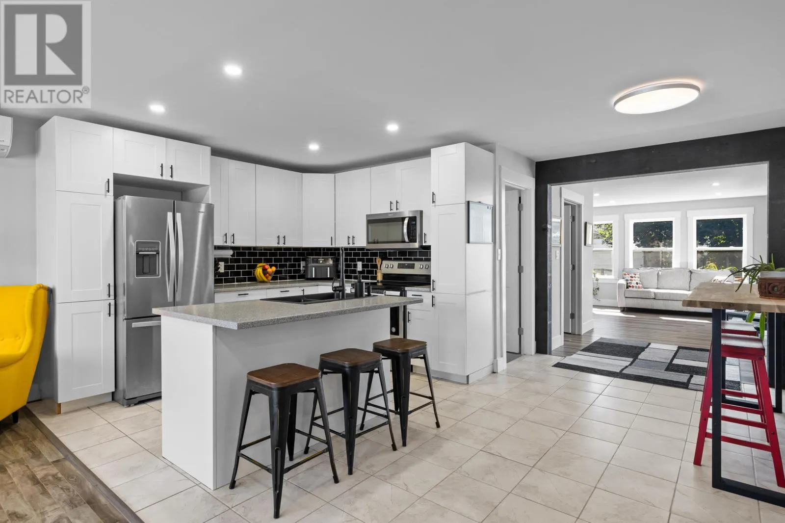 112 Meadowvale Drive