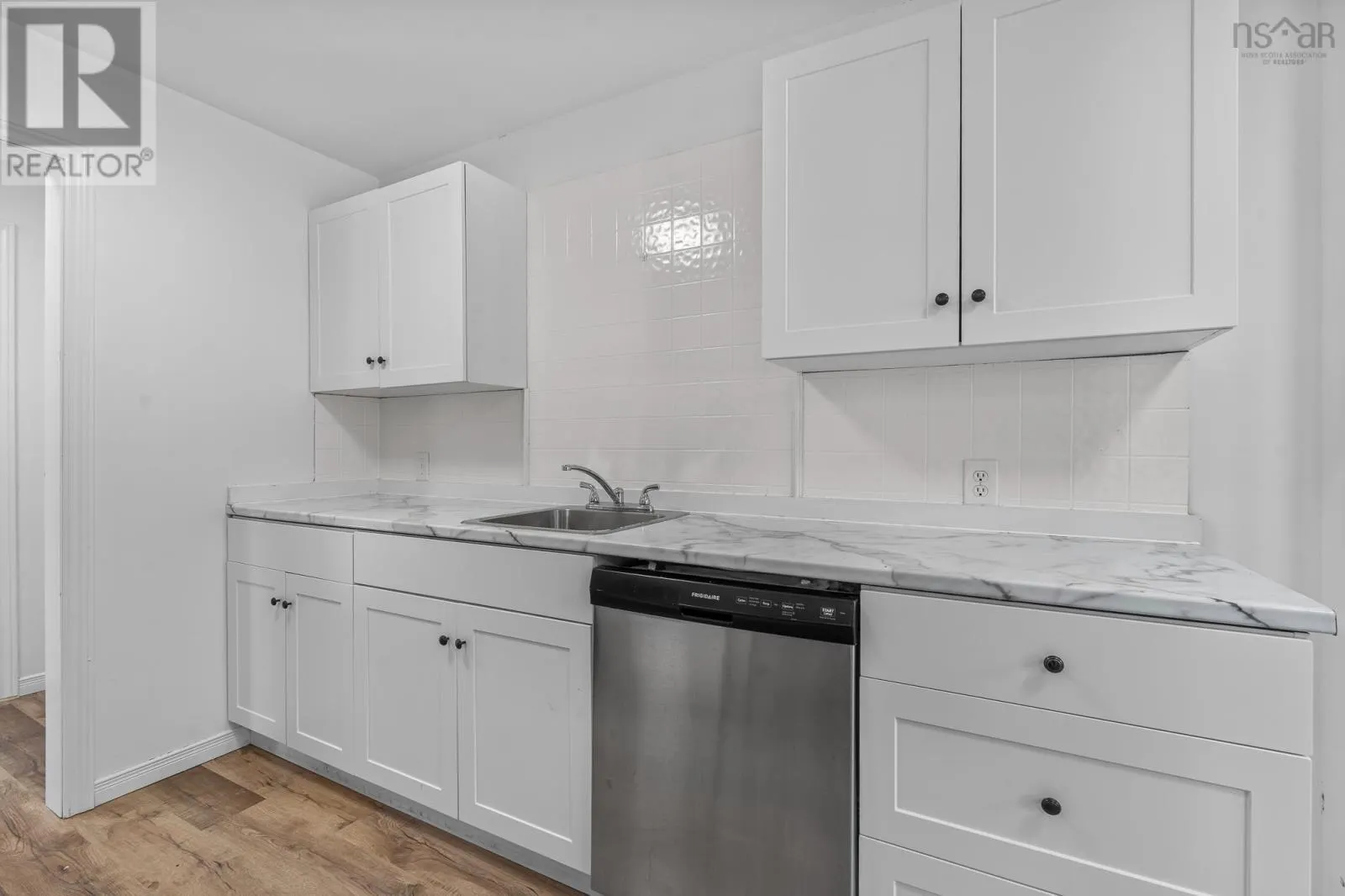 7 A&B Herbert Street