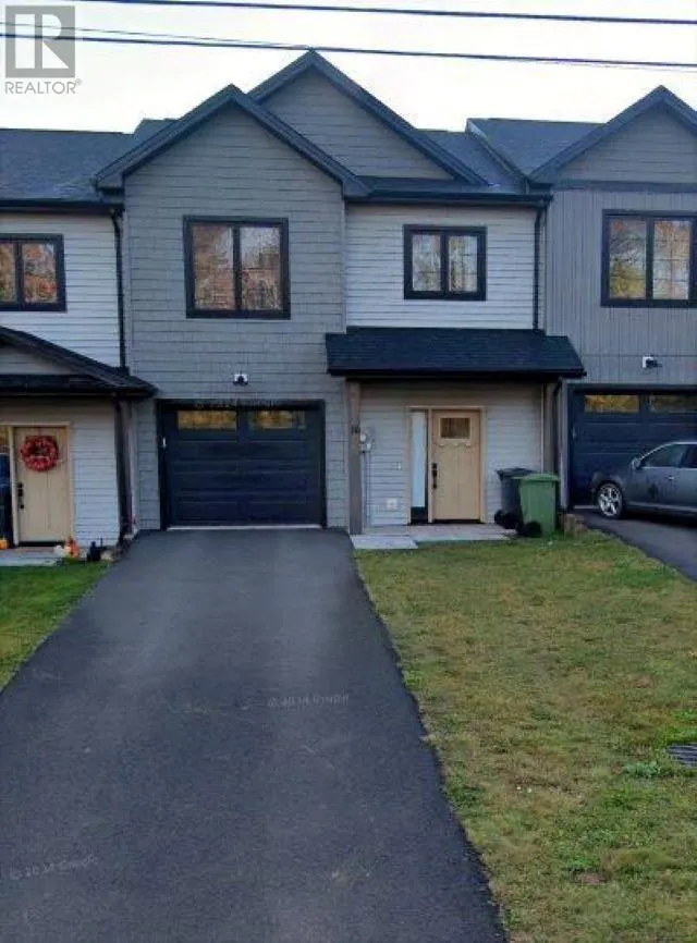 16 Kelly Heights