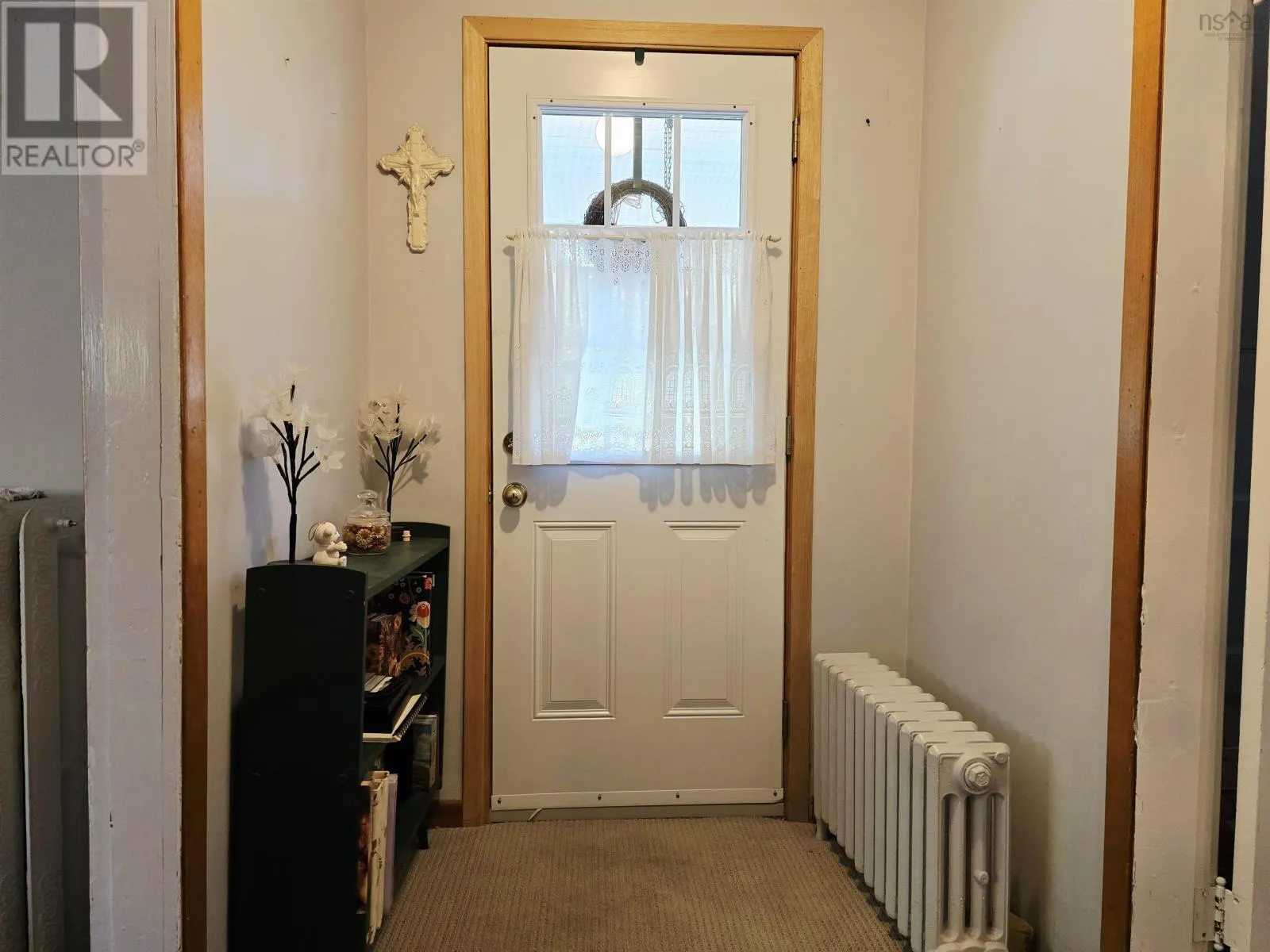 37 Diamond Street