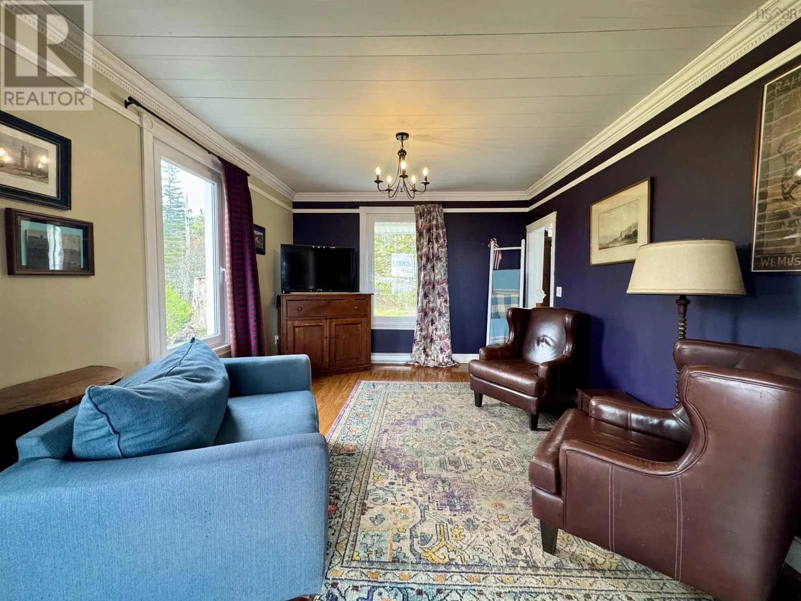 3463 Loch Lomond Rd.