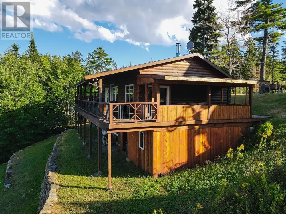 169 Cockscomb Lake Drive