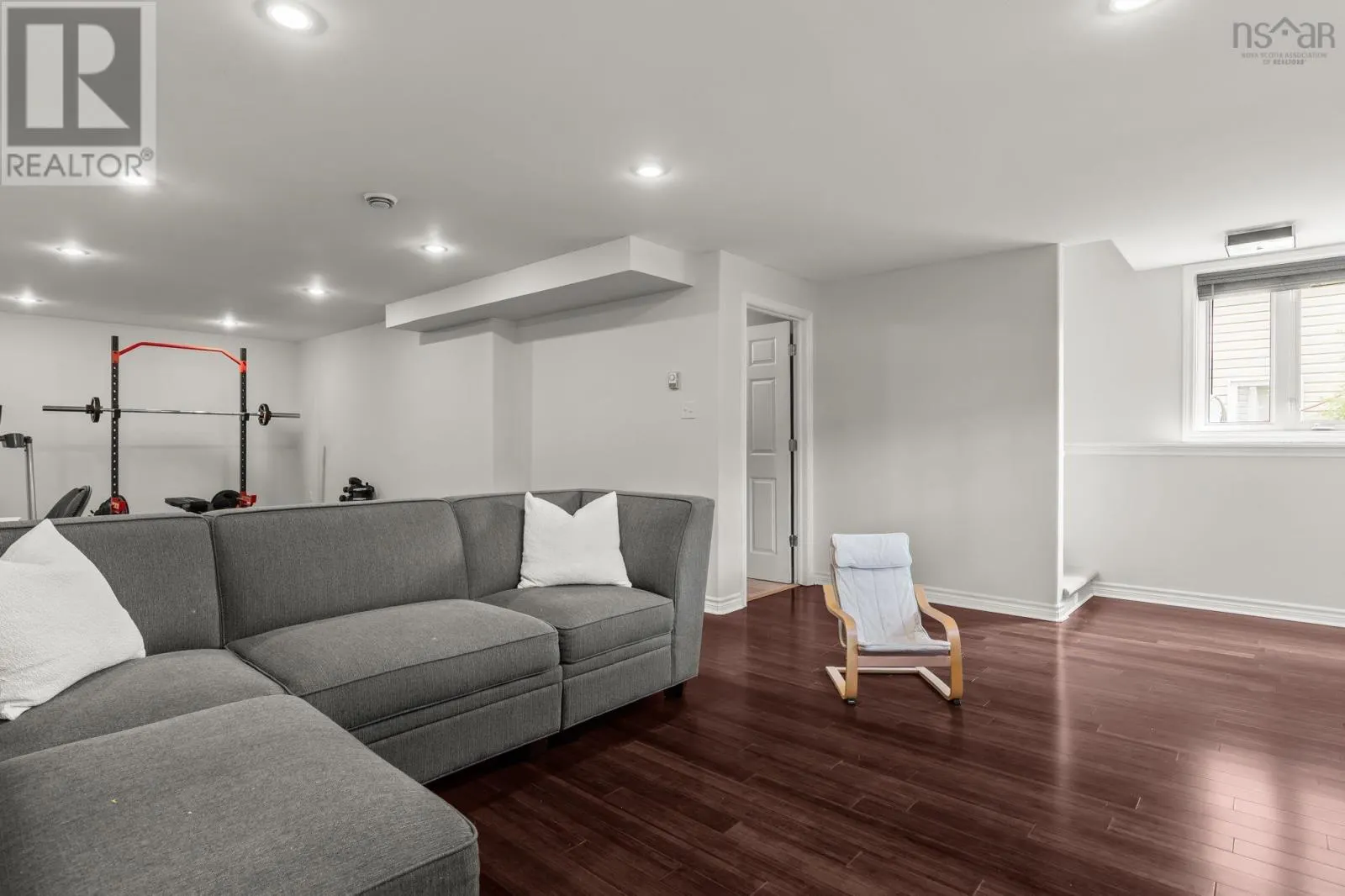 30 Quindora Crescent