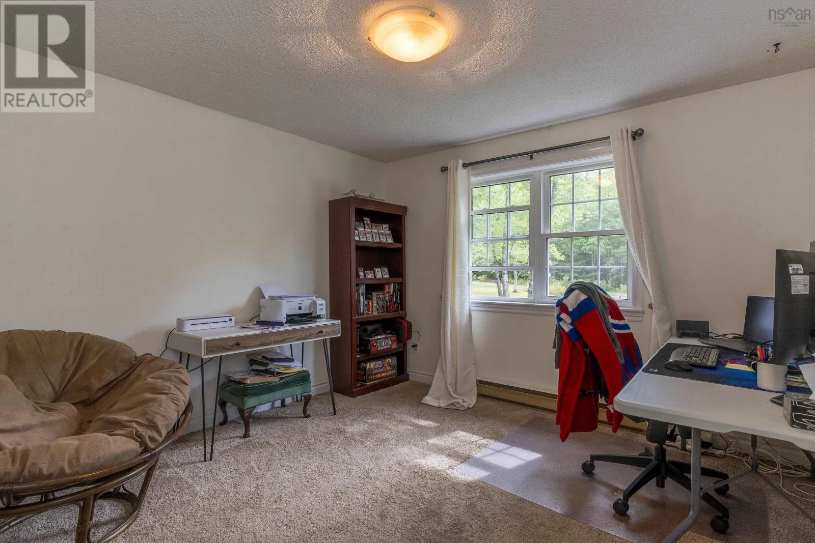 1555 Highway 2