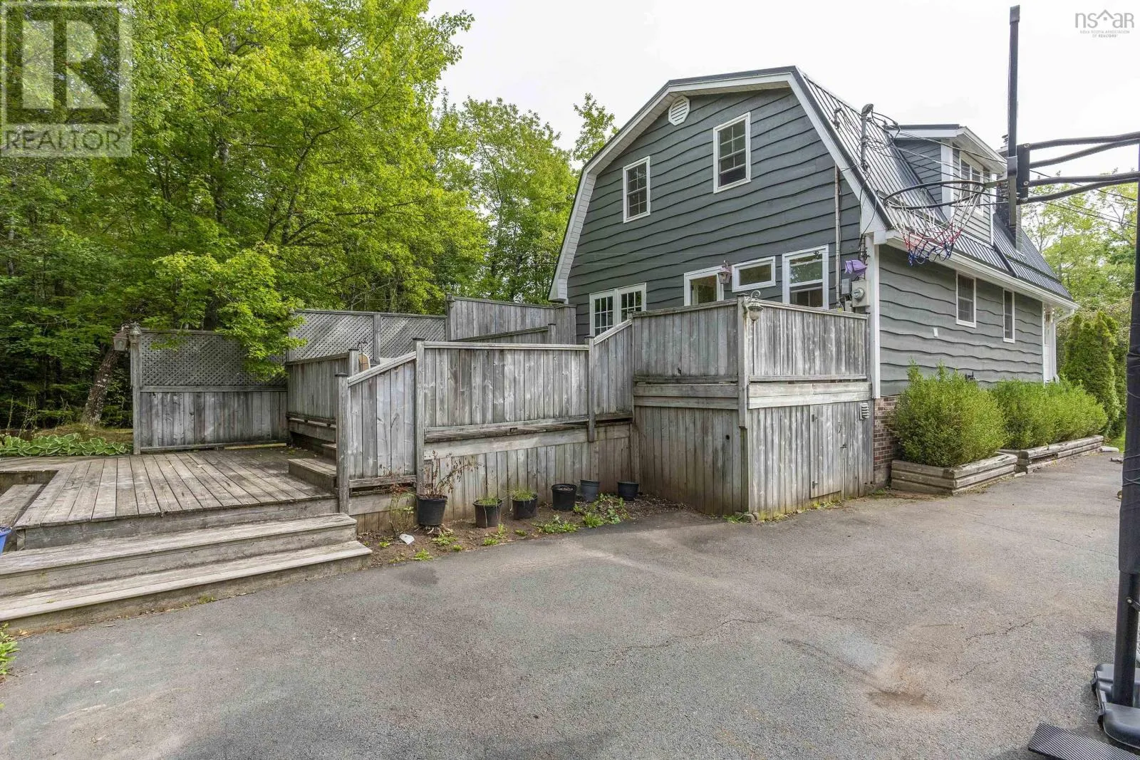 1555 Highway 2