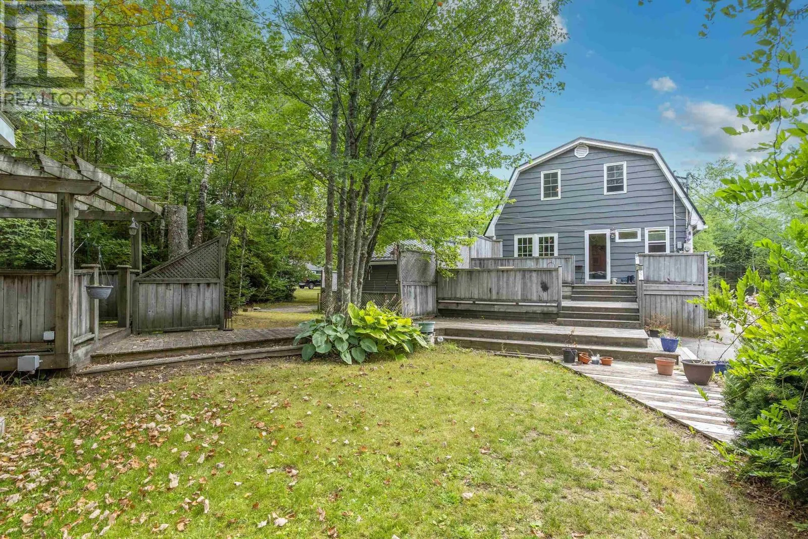 1555 Highway 2