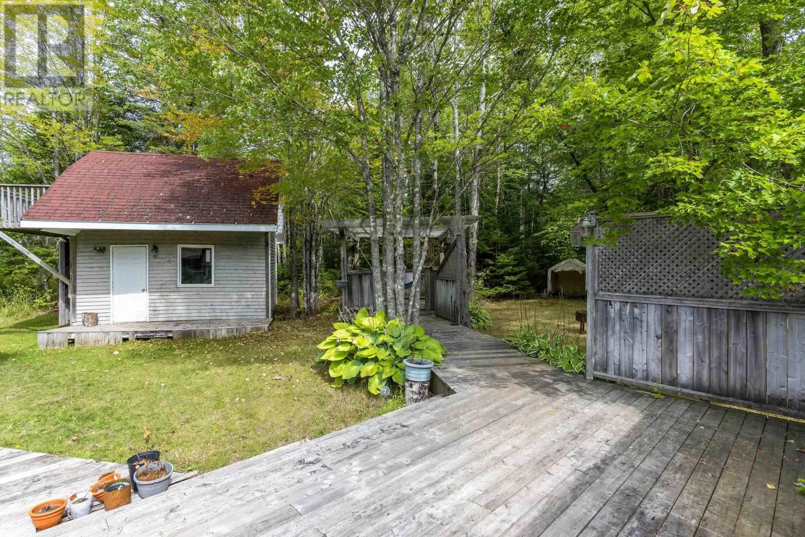 1555 Highway 2