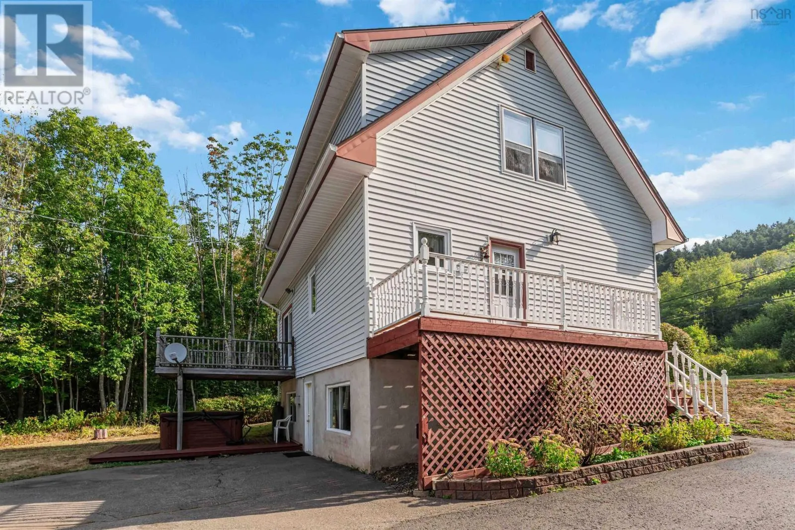 483 Lighthouse Road